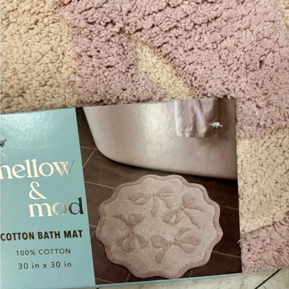 Viral Pink Bow Bath Rug